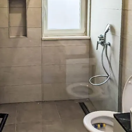 Frlea-1 By Interhome شقة *
